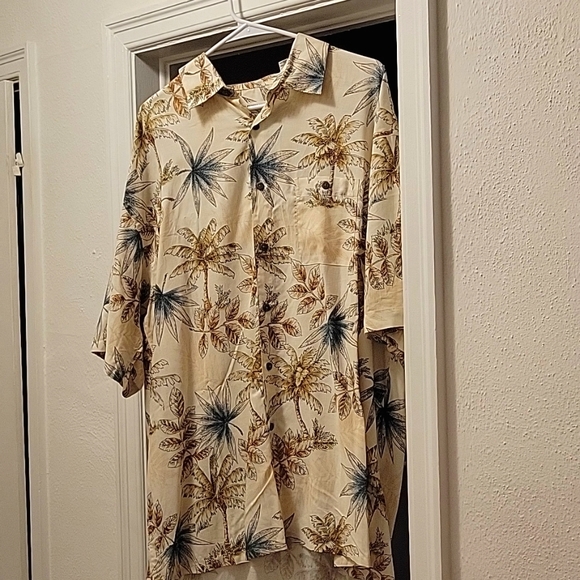 Moda Campia Moda men's short sleeve button down shirt...size XL - Picture 8 of 9